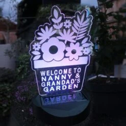 Personalised Plant Pot Outdoor Solar LED Light -Chic Household Items 30878364 alt05