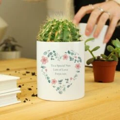 Personalised Floral Mum Heart Ceramic Plant Pot -Chic Household Items 30897511 alt05