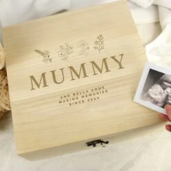 Personalised Floral Wooden Memory Box 11 Personalised Floral Wooden Memory Box -Chic Household Items 30897515 alt03