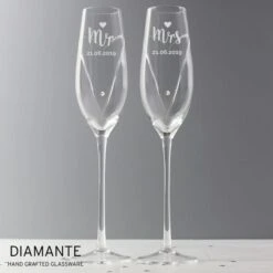 Personalised Hand Cut Mr And Mrs Pair Of Flutes In Gift Box -Chic Household Items 30908407 alt03