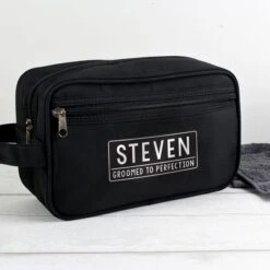 Personalised Free Text Black Toiletry Bag -Chic Household Items 30913913 alt03
